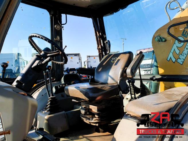 2021 CASE 770EX MAGNUM 4X4 BACKHOE LOADER
